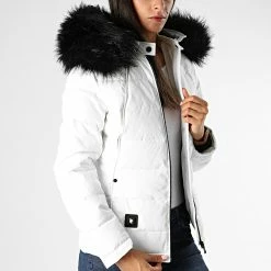 Offres ❤️ Doudoune Chauffante Capuche Femme Fourrure Budapest Blanc Noir de Comme Des Loups 👏 -Comme Des Loups Soldes comme des loups 199604 BUDAPEST WHITE FOUR BLACK 20191009T150257 03