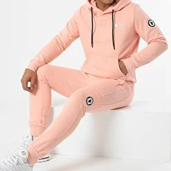 Les meilleures critiques de 💯 Ensemble De Survetement Manhattan Rose de Comme Des Loups 🧨