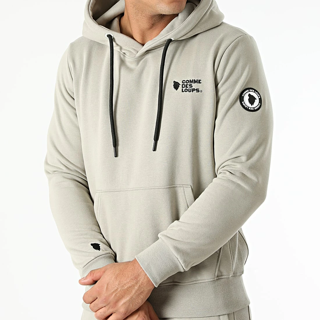 Meilleure affaire ✔️ Ensemble De Survêtement Manhattan Taupe Clair de Comme Des Loups ✔️ 4 Meilleure affaire ✔️ Ensemble De Survêtement Manhattan Taupe Clair de Comme Des Loups ✔️ – Image 2