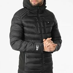 Bon marché ✔️ Doudoune Chauffante Capuche Mont Blanc Noir de Comme Des Loups ❤️ -Comme Des Loups Soldes comme des loups 295739 MONTBLANC BATTERIE STAR CARBON BLACK 20211220T162023 03