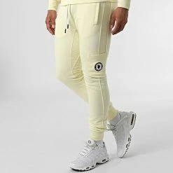 Meilleure affaire ⭐ Ensemble De Survêtement Manhattan Jaune Clair de Comme Des Loups 😉 -Comme Des Loups Soldes comme des loups 315987 MANHATTAN JAUNE PALE 20220429T152231 04