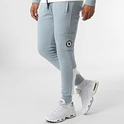 Acheter ✨ Ensemble Sweat Zippé Capuche Et Pantalon Jogging Everest Bleu Clair Blanc de Comme Des Loups 🧨 -Comme Des Loups Soldes comme des loups 317111 EVEREST BLEU CIEL 20220429T152548 04