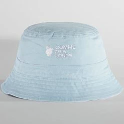 Grosses soldes 🥰 Bob Réversible Logo Blanc Bleu Clair de Comme Des Loups 🌟 -Comme Des Loups Soldes comme des loups 319789 BOB BLUE WHITE 20220518T154600 02