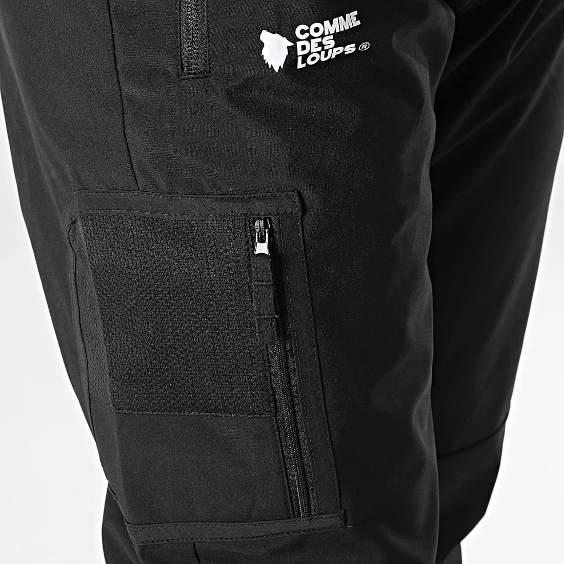 Offres 🥰 Pantalon Jogging Chamonix Noir de Comme Des Loups 👏 4 Offres 🥰 Pantalon Jogging Chamonix Noir de Comme Des Loups 👏 – Image 2