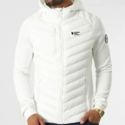 Les meilleures critiques de ✨ Doudoune Capuche Yamaha Blanc de Comme Des Loups 🥰 -Comme Des Loups Soldes comme des loups 330460 YAMAHA VESTE WHITE 20220803T151343 03