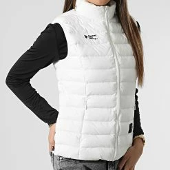 Nouveau 😍 Doudoune Sans Manches Chauffante Femme Paris Blanc de Comme Des Loups 👏 -Comme Des Loups Soldes comme des loups 333148 PARIS WHITE 20221118T160019 03