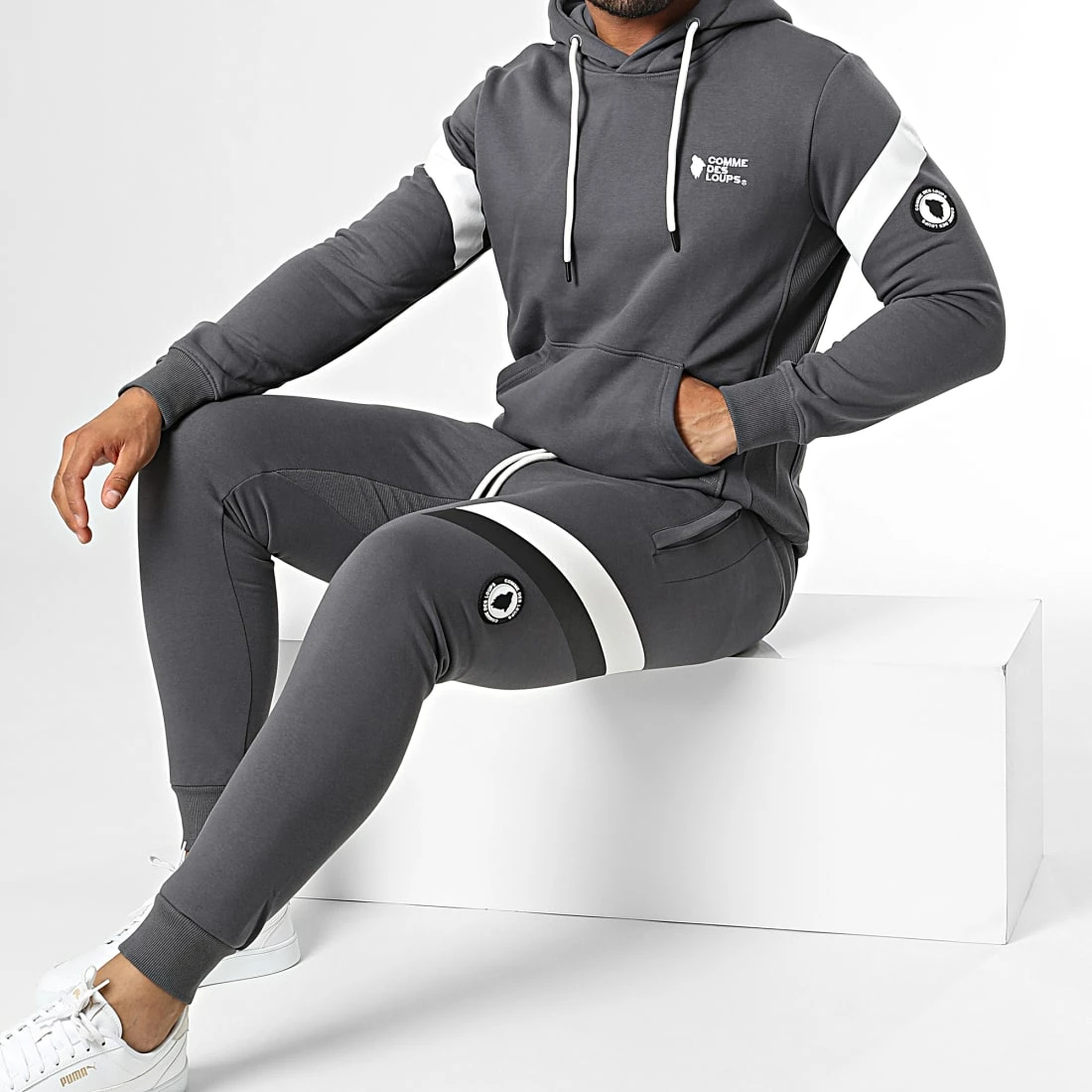 Meilleure vente 💯 Ensemble De Survetement Manhattan 3 Gris Anthracite de Comme Des Loups 😉 3 Meilleure vente 💯 Ensemble De Survetement Manhattan 3 Gris Anthracite de Comme Des Loups 😉