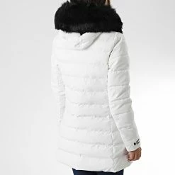 Bon marché ⭐ Doudoune Chauffante Capuche Fourrure Femme Stockholm Blanc Noir de Comme Des Loups 👏 -Comme Des Loups Soldes comme des loups 341535 STOCKHOLM WHITE FOUR BLACK 20221010T151945 04