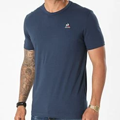 Bon marché 🛒 Tee 👚 Shirt Essential N3 2120200 Bleu Marine de Le Coq Sportif ❤️