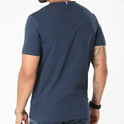 Bon marché 🛒 Tee 👚 Shirt Essential N3 2120200 Bleu Marine de Le Coq Sportif ❤️ -Comme Des Loups Soldes le coq sportif 268456 2120200 20210607T121459 04