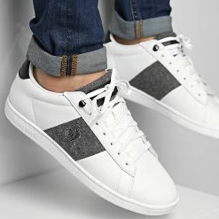 Promo ❤️ Baskets Mastercourt Classic Felt 2120424 Optical White de Le Coq Sportif 🛒