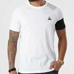 Promo 🥰 Tee 👕 Shirt Bat N1 2210565 Blanc de Le Coq Sportif 🌟 -Comme Des Loups Soldes le coq sportif 291691 2210565 20211122T145605 03