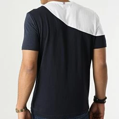 Sortie 🔔 Tee 👚 Shirt 2210551 Bleu Marine Blanc de Le Coq Sportif 🌟 -Comme Des Loups Soldes le coq sportif 294188 2210551 20211208T161305 04