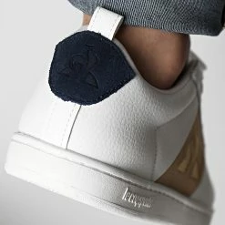 Tout neuf 🎉 Baskets Courtclassic BBR Premium 2210105 Optical White Tan de Le Coq Sportif 🎉 -Comme Des Loups Soldes le coq sportif 302510 2210105 20220204T152959 04