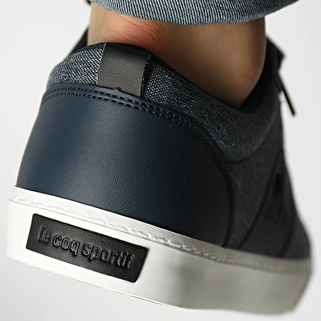 Tout neuf 🤩 Baskets Verdon Classic Workwear 2220189 👗 Dress Blue de Le Coq Sportif 💯 6 Tout neuf 🤩 Baskets Verdon Classic Workwear 2220189 👗 Dress Blue de Le Coq Sportif 💯 – Image 4