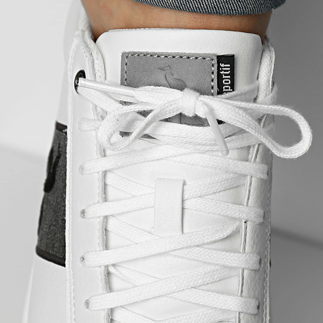 Bon marché ❤️ Baskets CourtClassic Black Jean 2220193 Optical White black de Le Coq Sportif 👏 5 Bon marché ❤️ Baskets CourtClassic Black Jean 2220193 Optical White black de Le Coq Sportif 👏 – Image 3