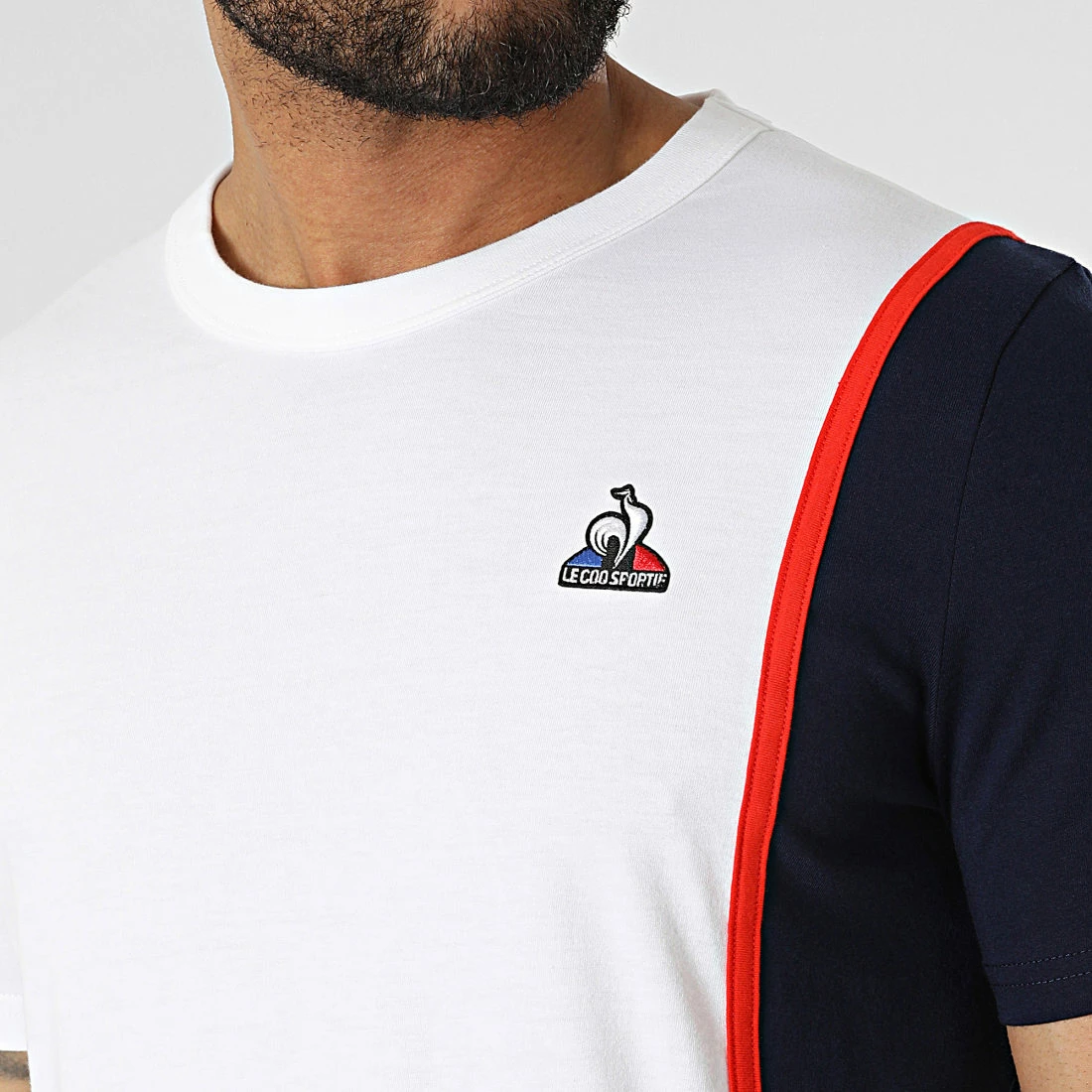 Top 10 🎉 Tee 👚 Shirt 2220286 Blanc Bleu Marine de Le Coq Sportif ✔️ 4 Top 10 🎉 Tee 👚 Shirt 2220286 Blanc Bleu Marine de Le Coq Sportif ✔️ – Image 2