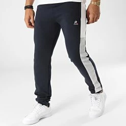 Les meilleures critiques de 👍 Pantalon Jogging 2220301 Bleu Marine de Le Coq Sportif 😀