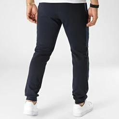Les meilleures critiques de 👍 Pantalon Jogging 2220301 Bleu Marine de Le Coq Sportif 😀 -Comme Des Loups Soldes le coq sportif 322081 2220301 20220616T162512 04