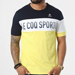 Coupon 💯 Tee 👕 Shirt 2220294 Bleu Marine Jaune de Le Coq Sportif 🤩 8 Coupon 💯 Tee 👕 Shirt 2220294 Bleu Marine Jaune de Le Coq Sportif 🤩 -Comme Des Loups Soldes le coq sportif 323725 2220294 20220630T152629 03