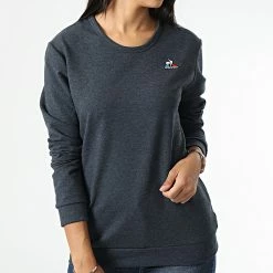 Nouveau 🎉 Sweat Crewneck Femme 2210525 Gris Anthracite de Le Coq Sportif 🛒