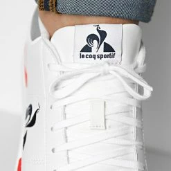 Grosses soldes 🌟 Baskets Stadium Tricolore 2220247 Optical White de Le Coq Sportif 🎉 8 Grosses soldes 🌟 Baskets Stadium Tricolore 2220247 Optical White de Le Coq Sportif 🎉 -Comme Des Loups Soldes le coq sportif 326868 2220247 20220705T144748 03